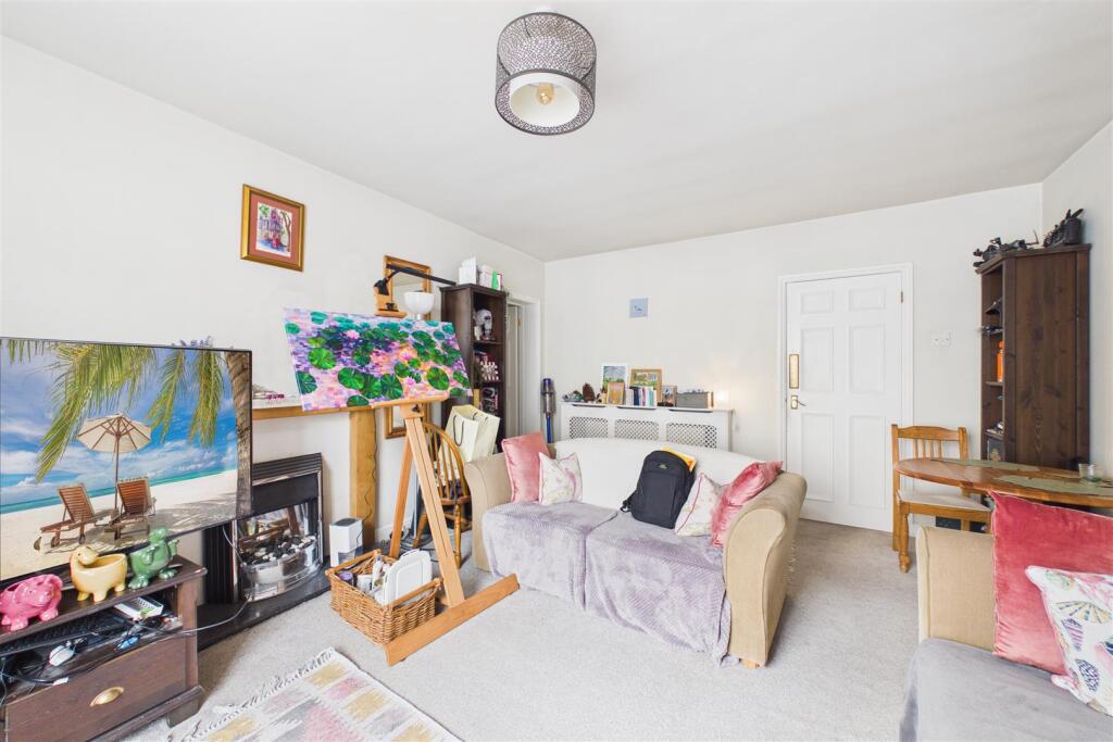 Wellington Terrace, Clifton - View 6