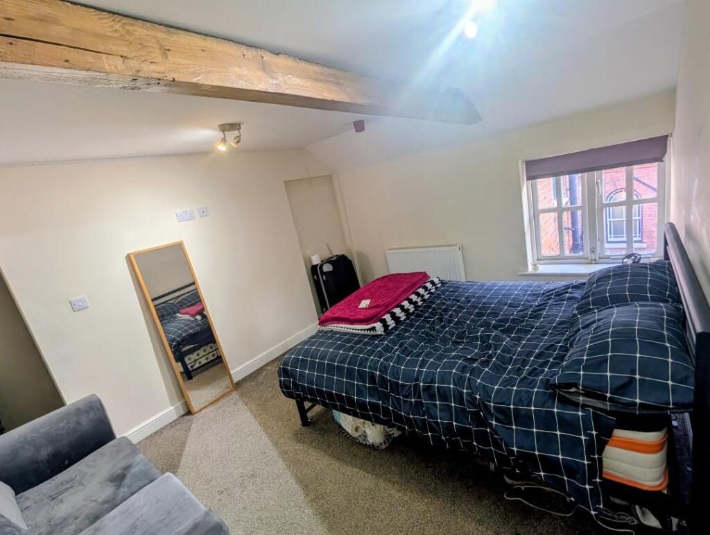 Apartment in Doncaster - More