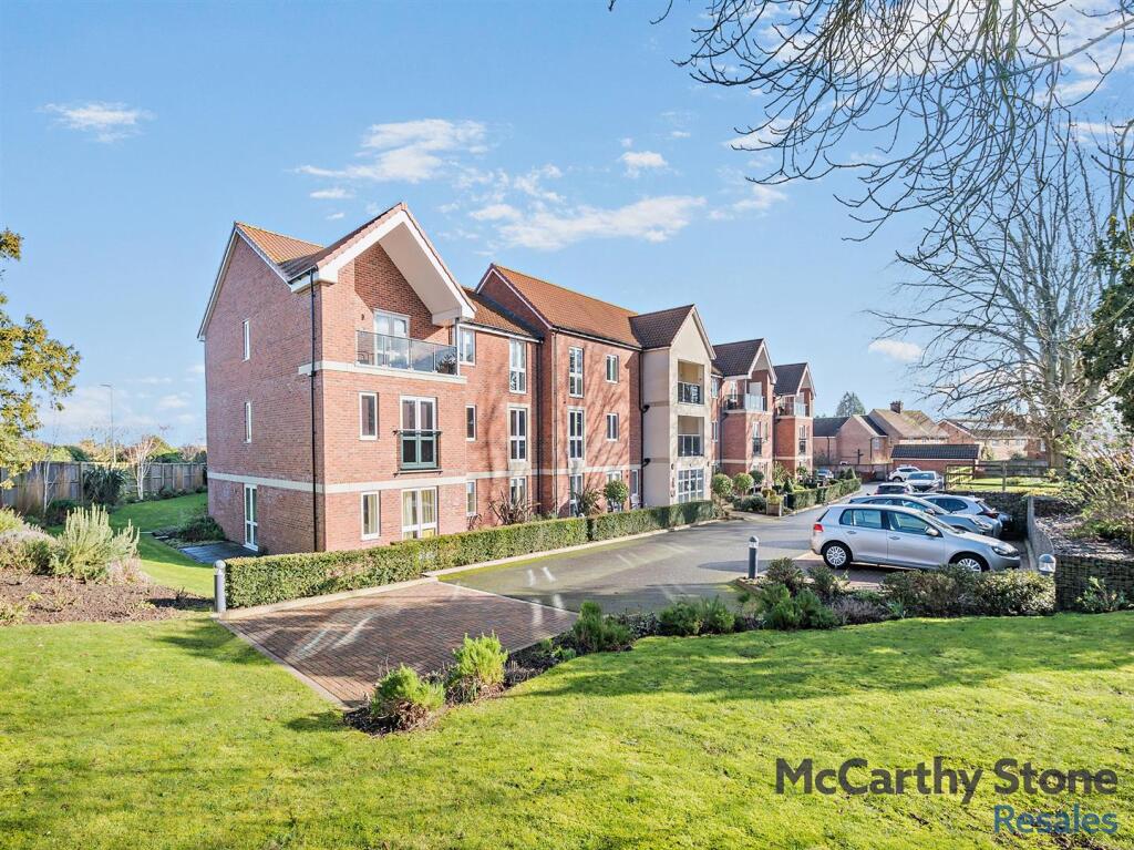 1-bedroom-apartment-for-sale-in-andrews-court-molescroft-road