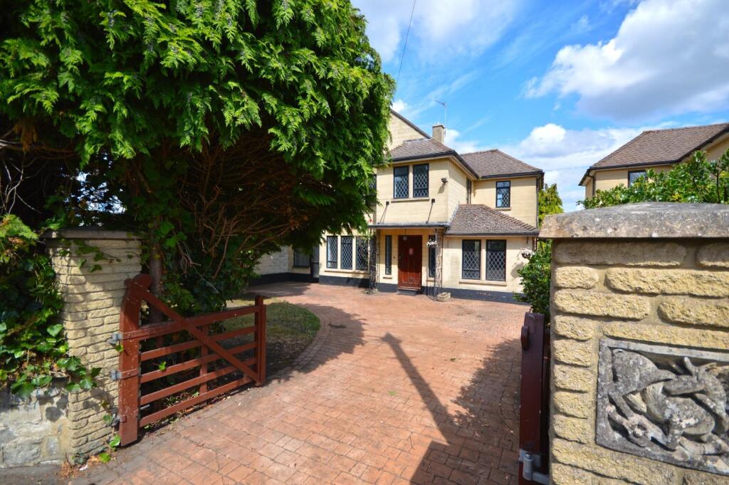 House in Keynsham, Bath and North East Somerset - View 2