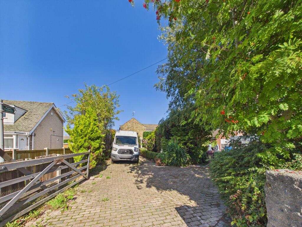 Clay Lane, Clay Cross, S45 photo 3