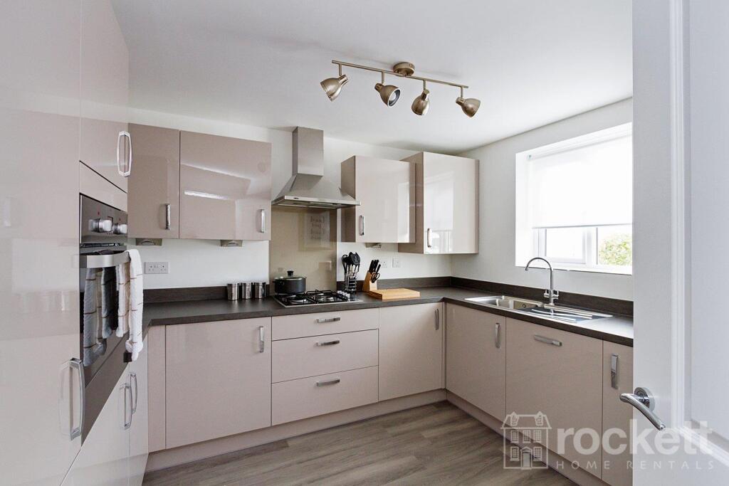House in Stoke-on-Trent - View 5