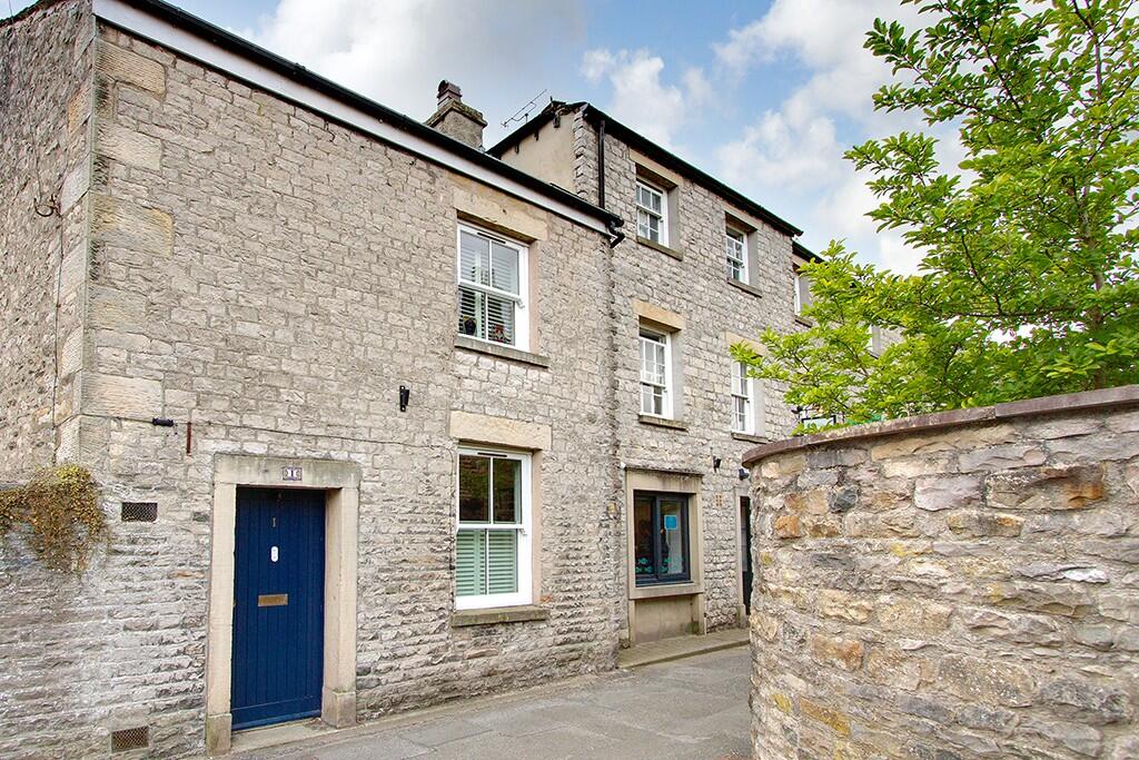 3-bed house on 1 Jingling Lane, Kirkby Lonsdale, LA6 2AW, £475,000