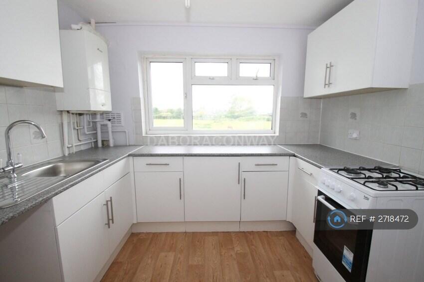 Main image of property: Newbury Park, Ilford, IG2