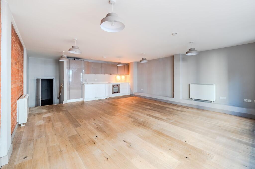 Apartment in Bristol - View 5