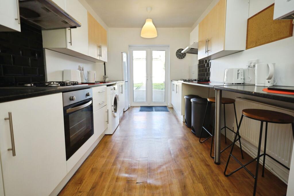 House in Bournemouth, Winton - View 4