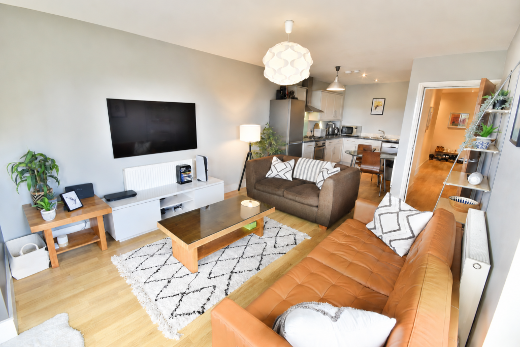 Main image of property: 2 DOUBLE BEDROOMS - CROOKES - LONGFIELD ROAD
