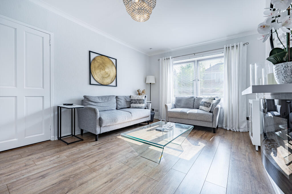 Apartment in Glasgow - View 3