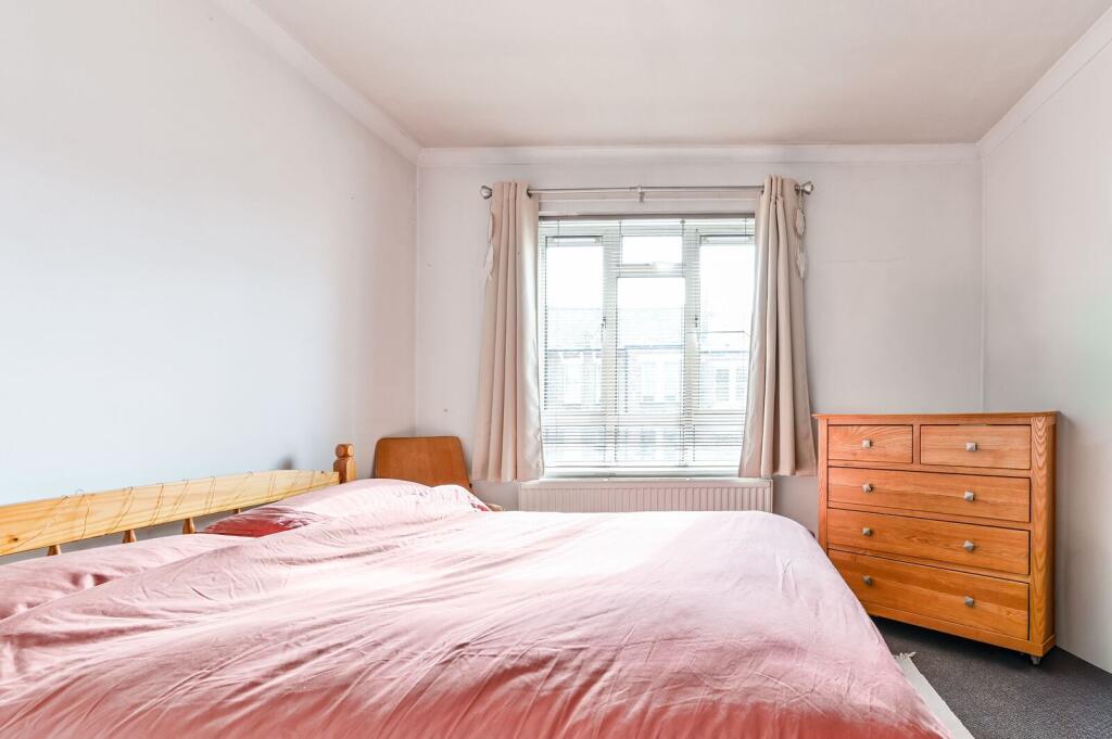 Apartment in London - View 4