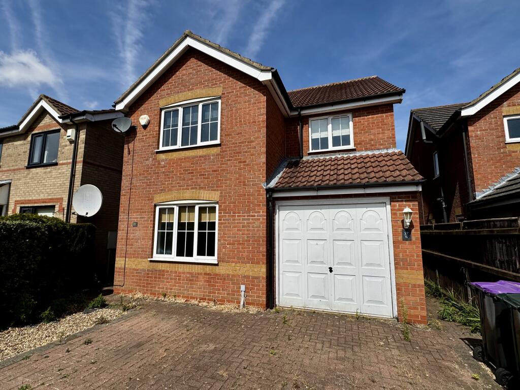 Main image of property: 27 Kestrel Drive Louth LN11 0GE