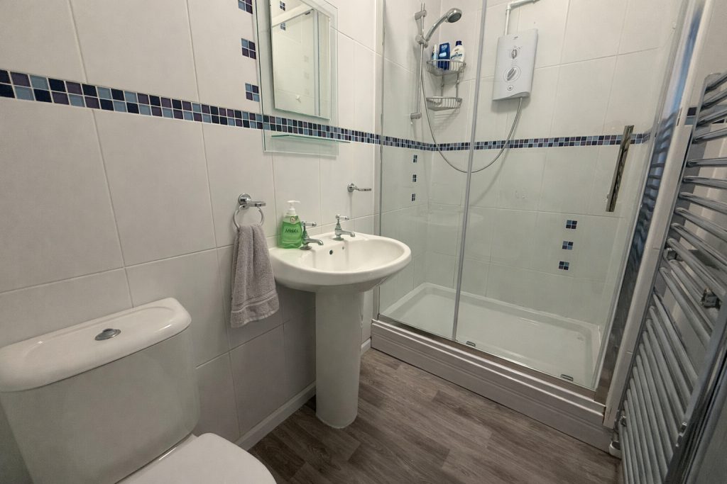 Apartment in West Sussex - View 4