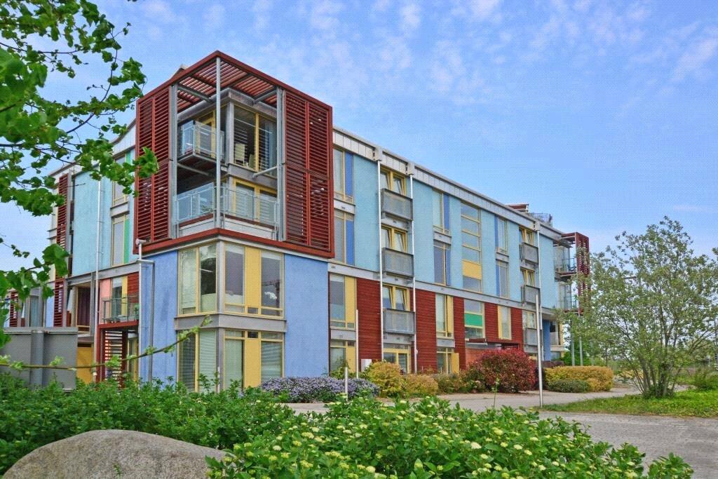 Main image of property: Kilby Court, Southern Way, Greenwich, London, SE10
