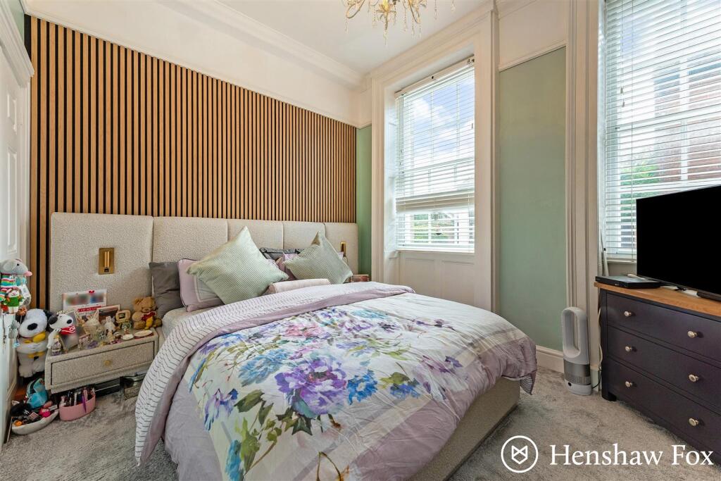 Apartment in Southampton - More