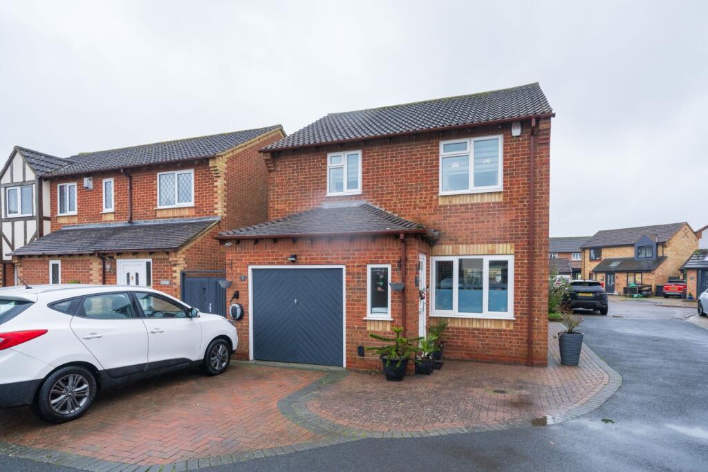 Main image of property: Sparrow Court, Lee-on-the-Solent, Hampshire, PO13