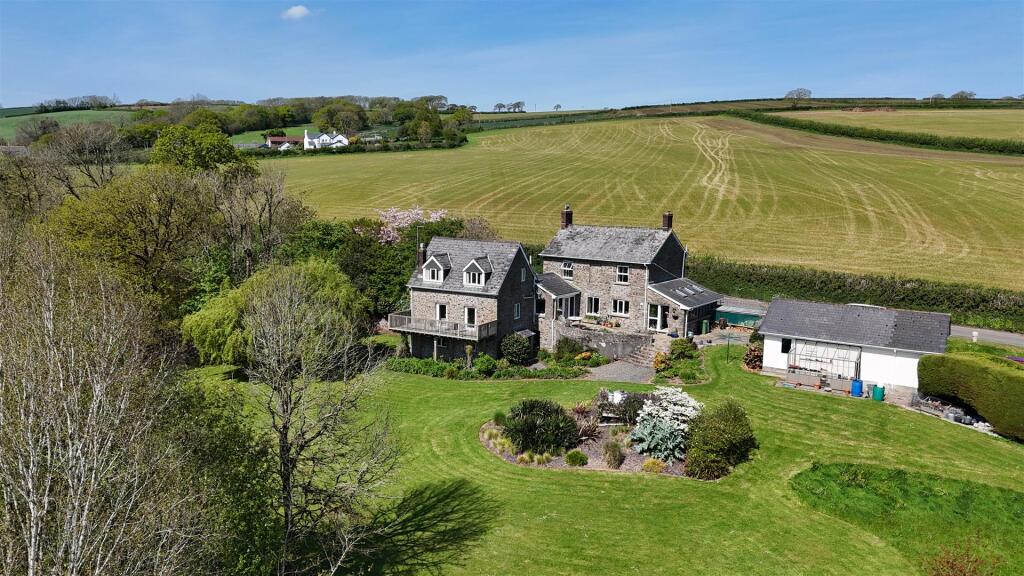 Main image of property: Littleham, Bideford