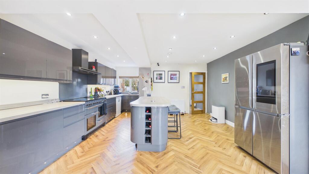 Additional image 4 of Eastleigh Drive, Romsley, Halesowen