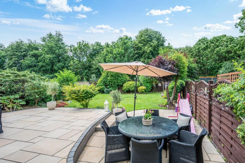 House in Epsom, West Ewell - View 3