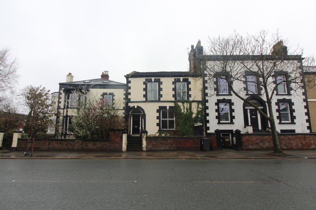 Main image of property: 121 Liverpool Road, Crosby, Liverpool, Merseyside L23 5TE