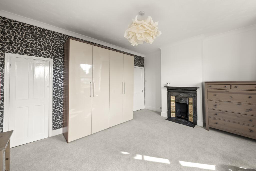 House in London - More