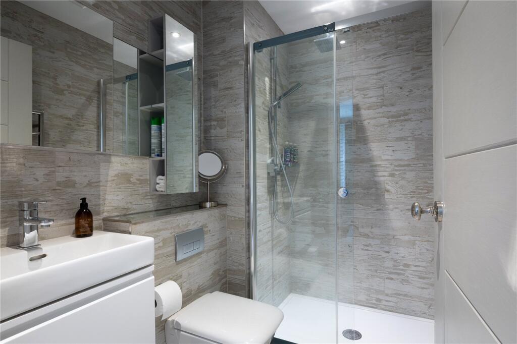 Additional image 18 of Five Bedroom Detached House in Butleigh