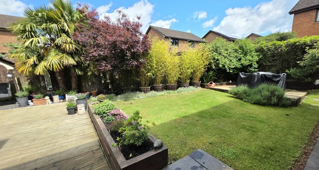 House in Brackley, West Northamptonshire - View 3