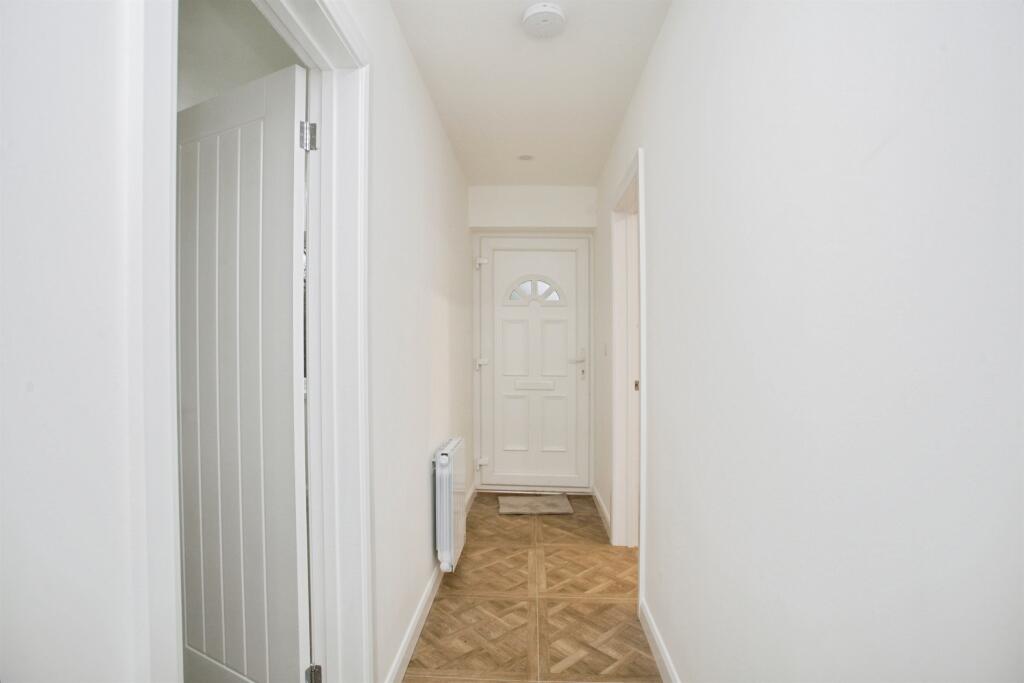 Lever Road, Rugby photo 3