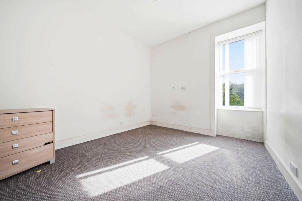 Apartment in Kilbirnie, North Ayrshire - View 3