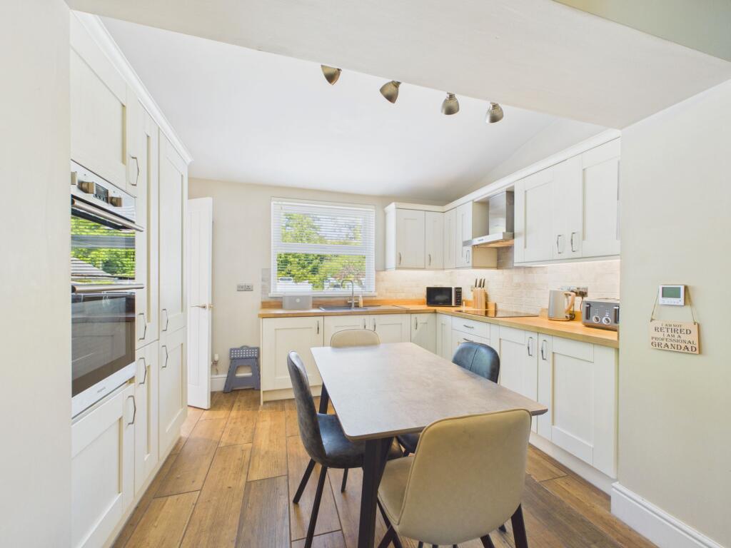 Broadwell Hayes, Tenby, SA70 photo 3