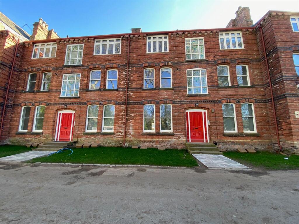 Main image of property: Park Terrace, Waterloo, Liverpool