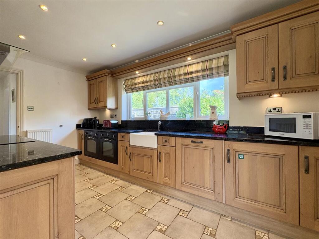 House in Tonbridge - View 2