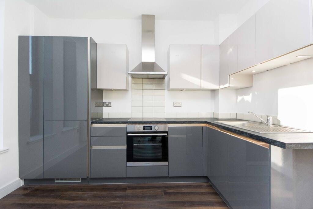 Main image of property: 18 Verum House, New Street, Basingstoke, RG21 7BT