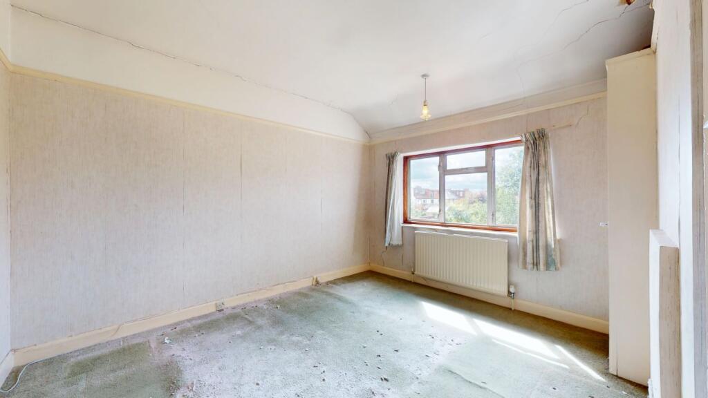 House in Watford - View 5