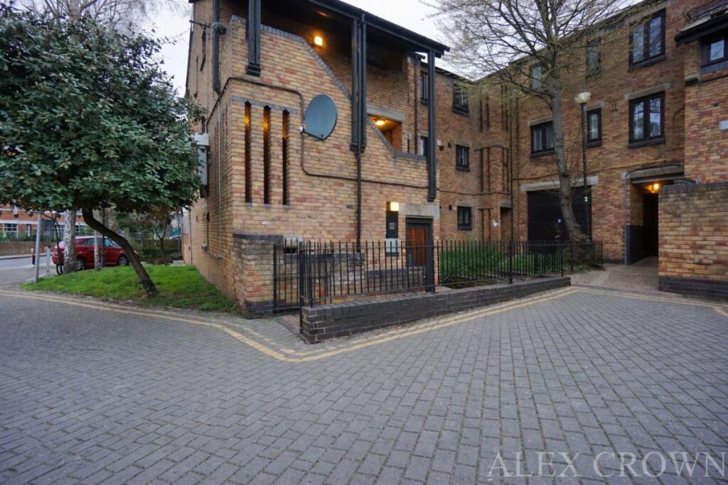 Main image of property: Barnfield close, Crouch Hill