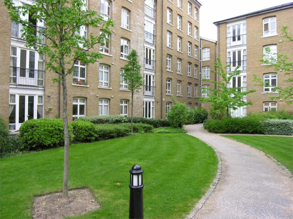 Main image of property: Park East Building, Bow