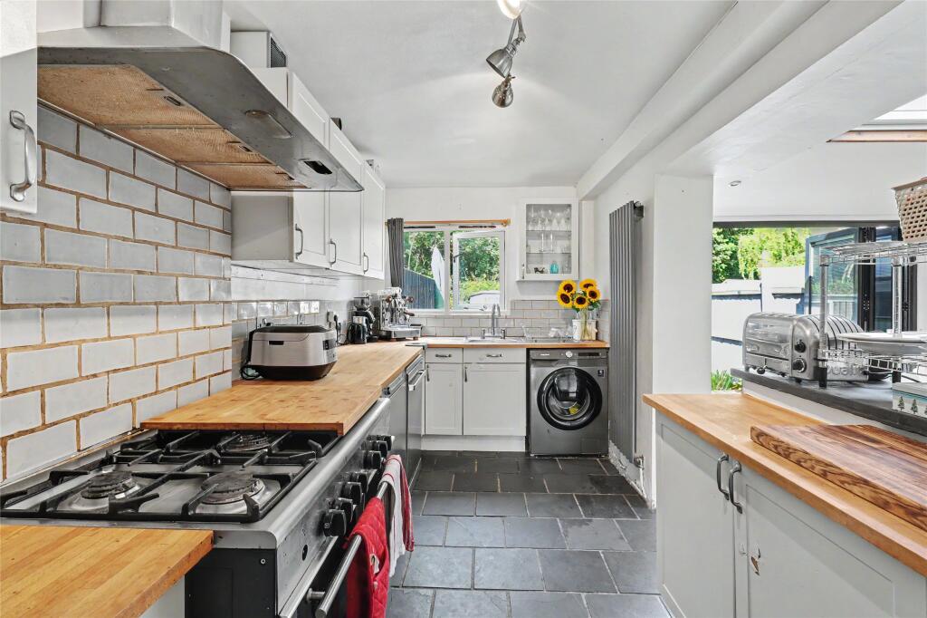 House in Exeter - View 5