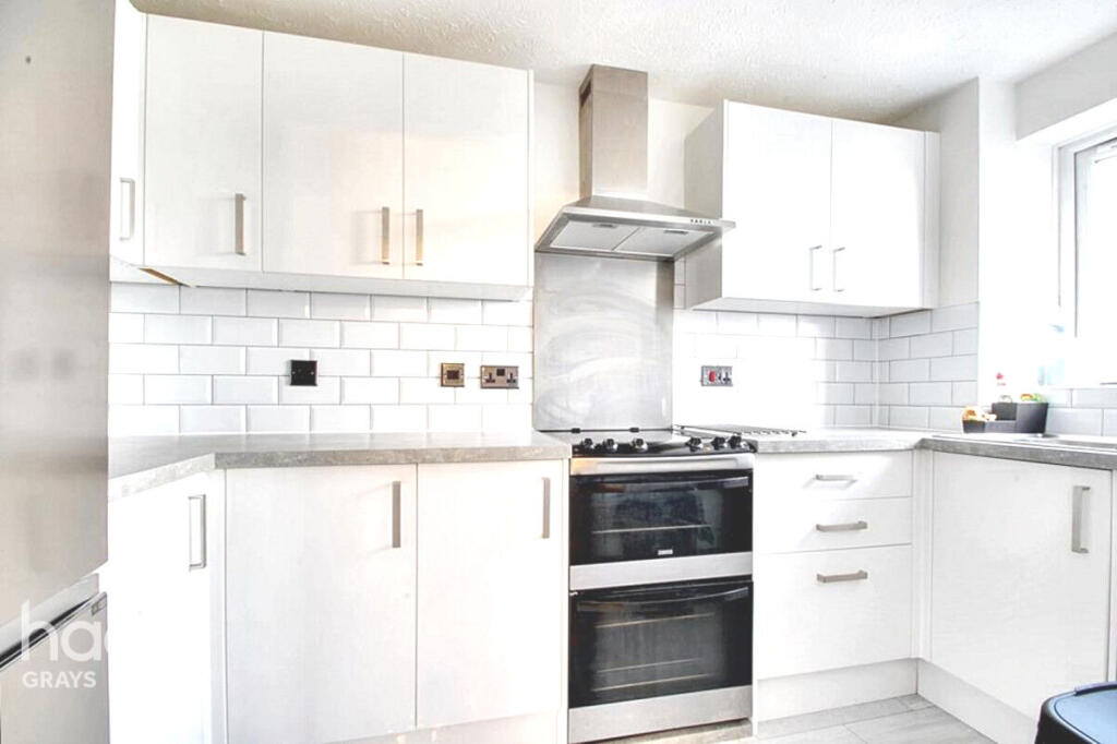 Main image of property: Lewes Close, Grays