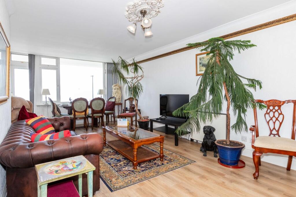 Brighton Road, Lancing - More