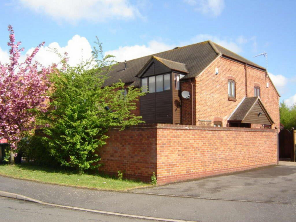 2-bed semi-detached on The Furrows, Southam, CV47, £217,500