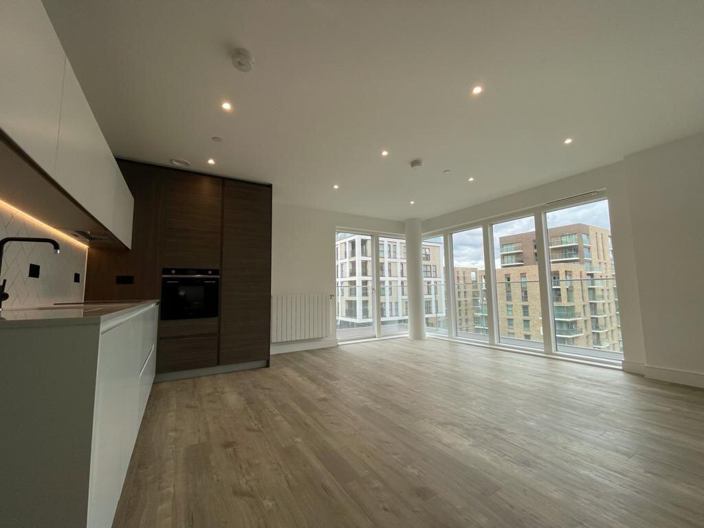 Apartment in London - View 3