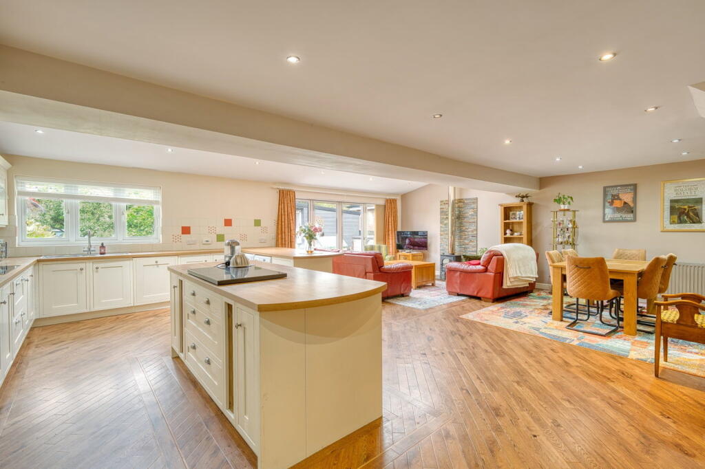 House in South Tyneside, North East - More