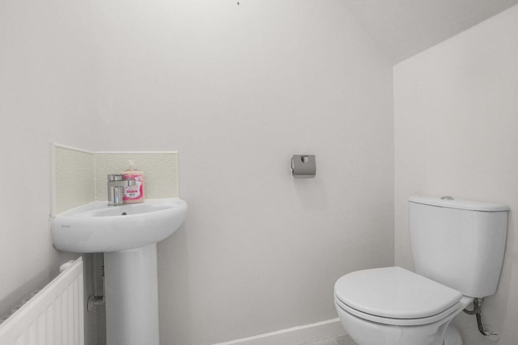 House in Leeds - View 5