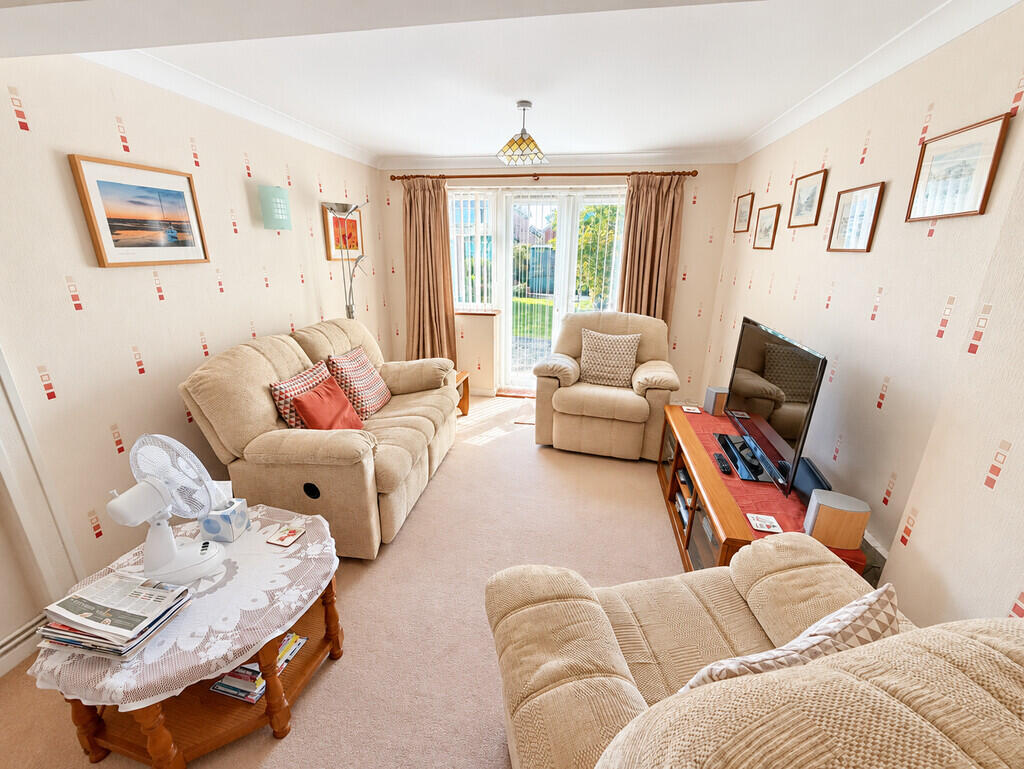 House in Shoreham-By-Sea, Kingston Buci - View 2