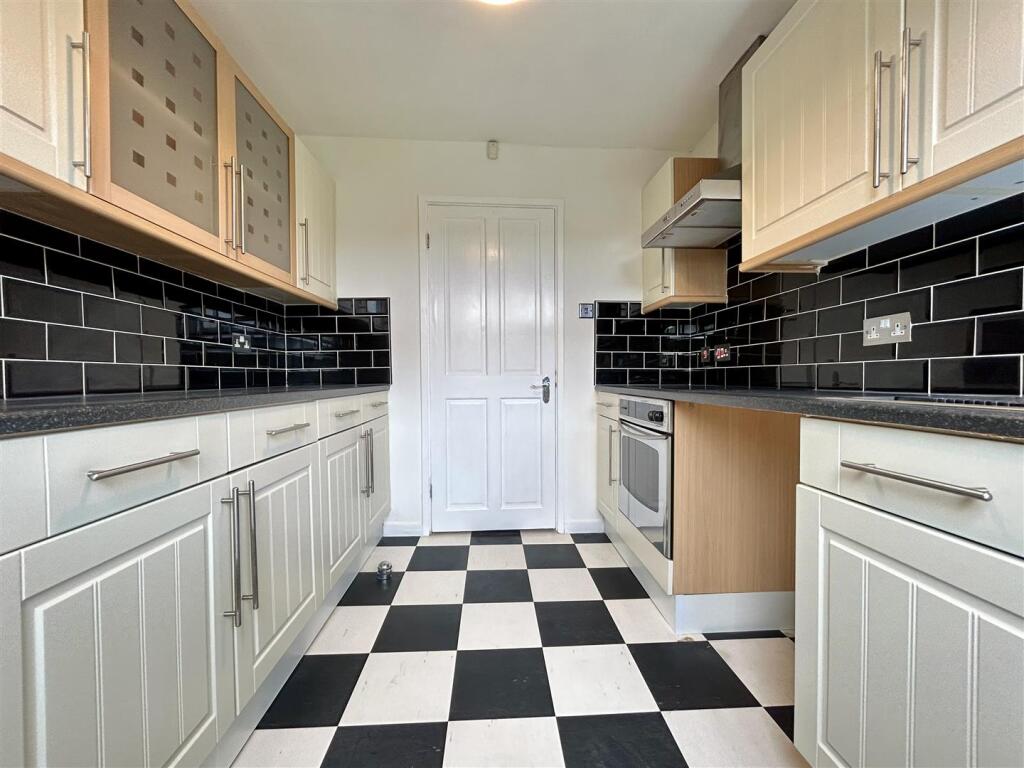 Additional image 2 of Wicklow Close, Halesowen