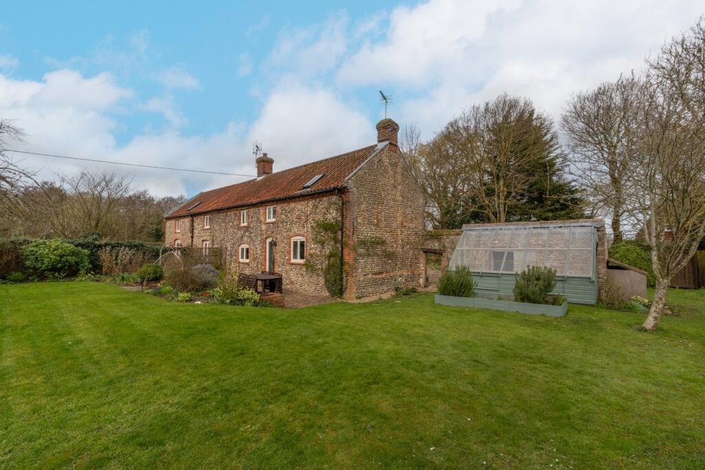 Main image of property: Moorgate Road, Hindringham, NR21