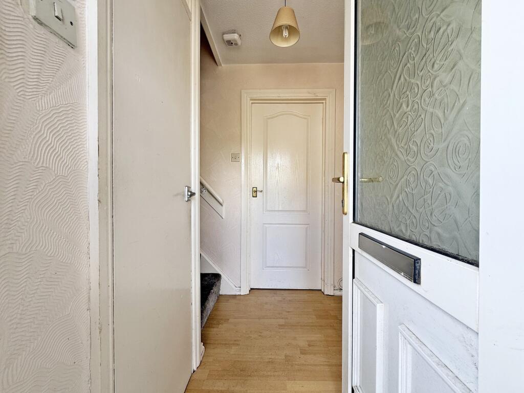 House in Cardiff, Llanharry - View 5