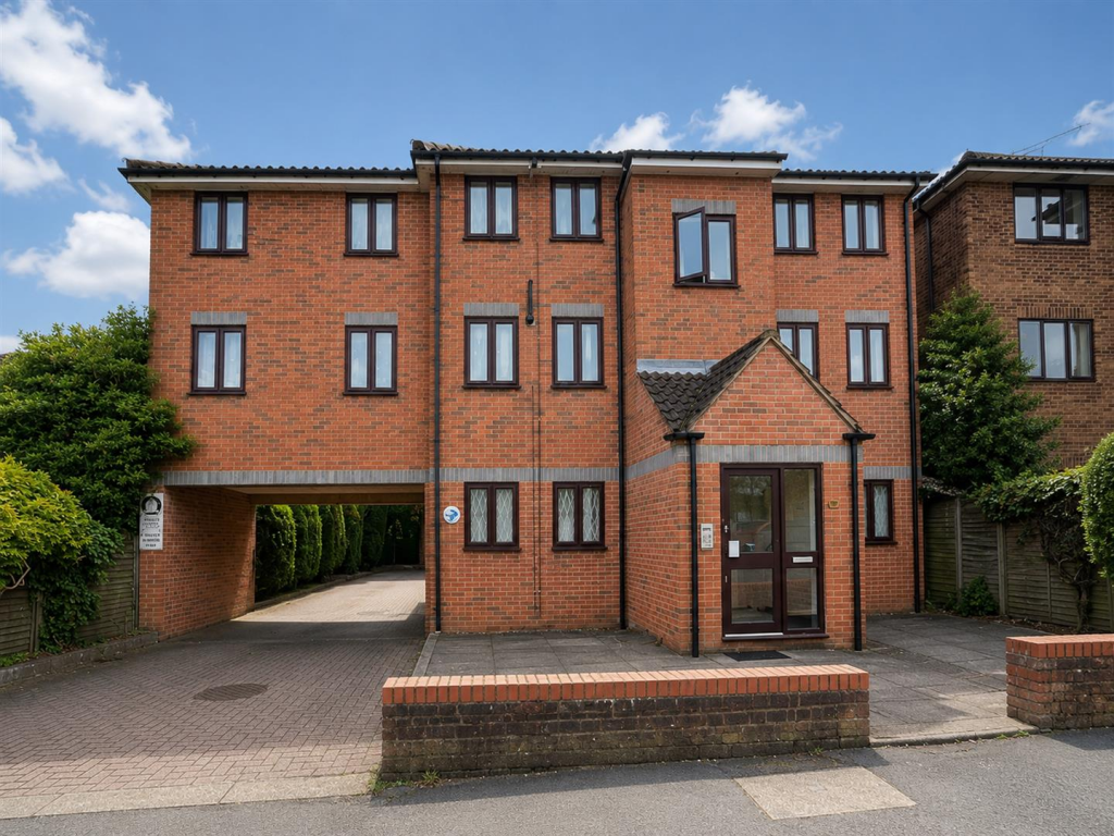 Main image of property: Essex Road, Watford