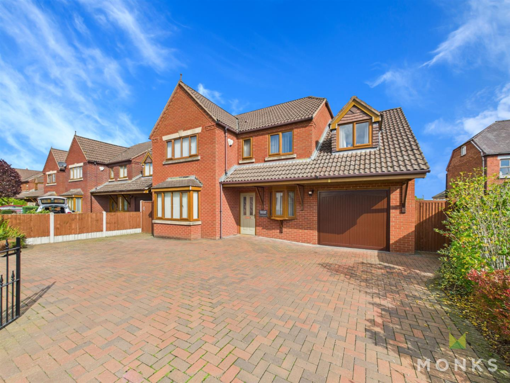 Main image of property: Queens Meadow, Queens Head