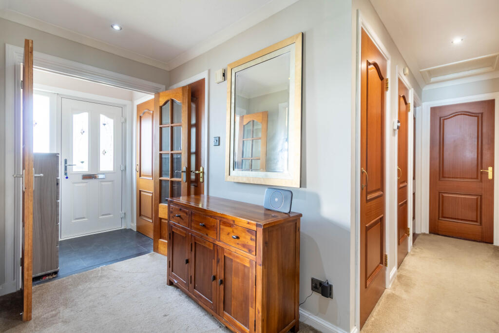 House in Dundee - View 5