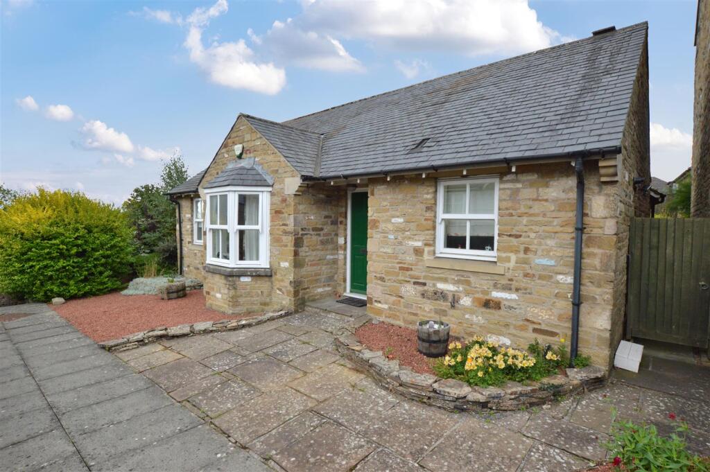 Main image of property: 8 Barrack View, Richmond