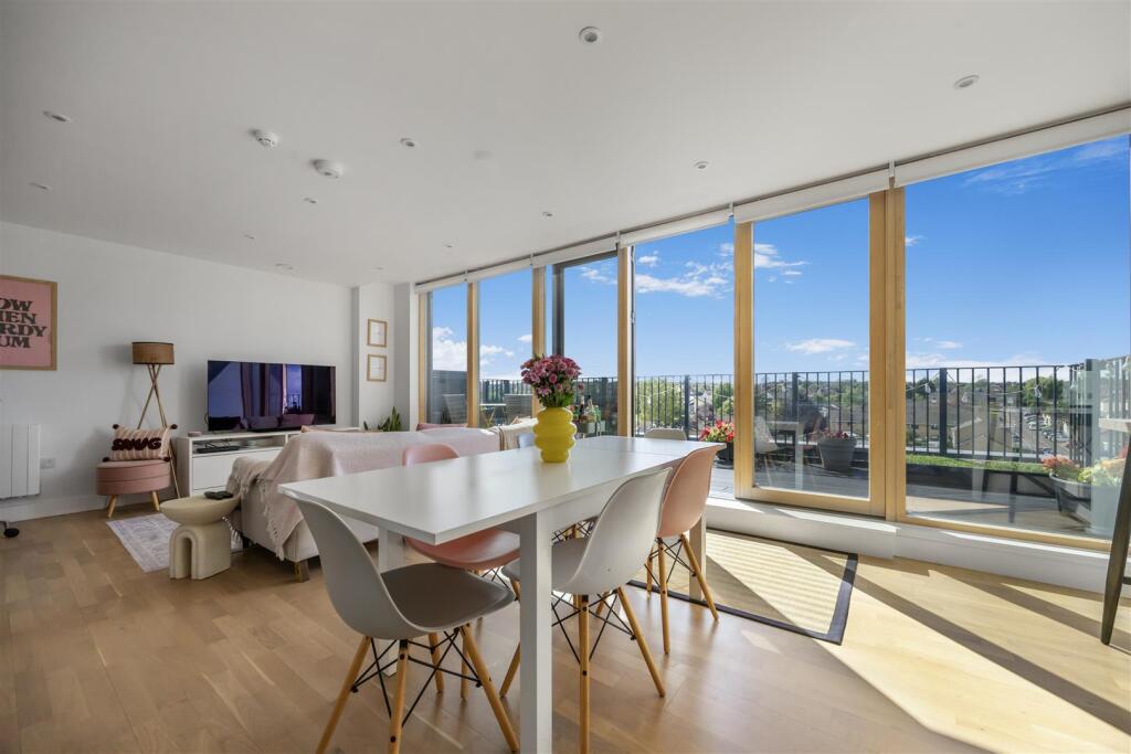 Main image of property: Riverside View, Keynsham